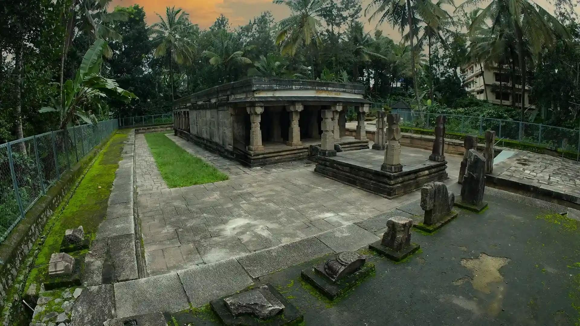 Bathery Jain Temple gallery 4