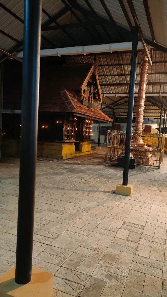 Chalappuram Sree Krishna Temple gallery 4