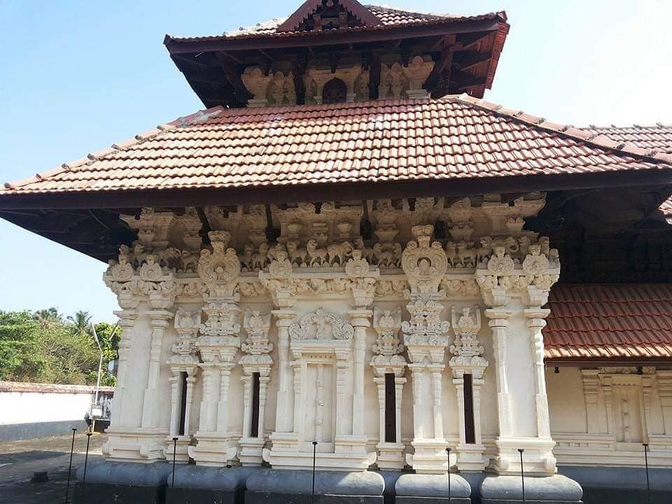 Laloor Karthyayani Temple gallery 3