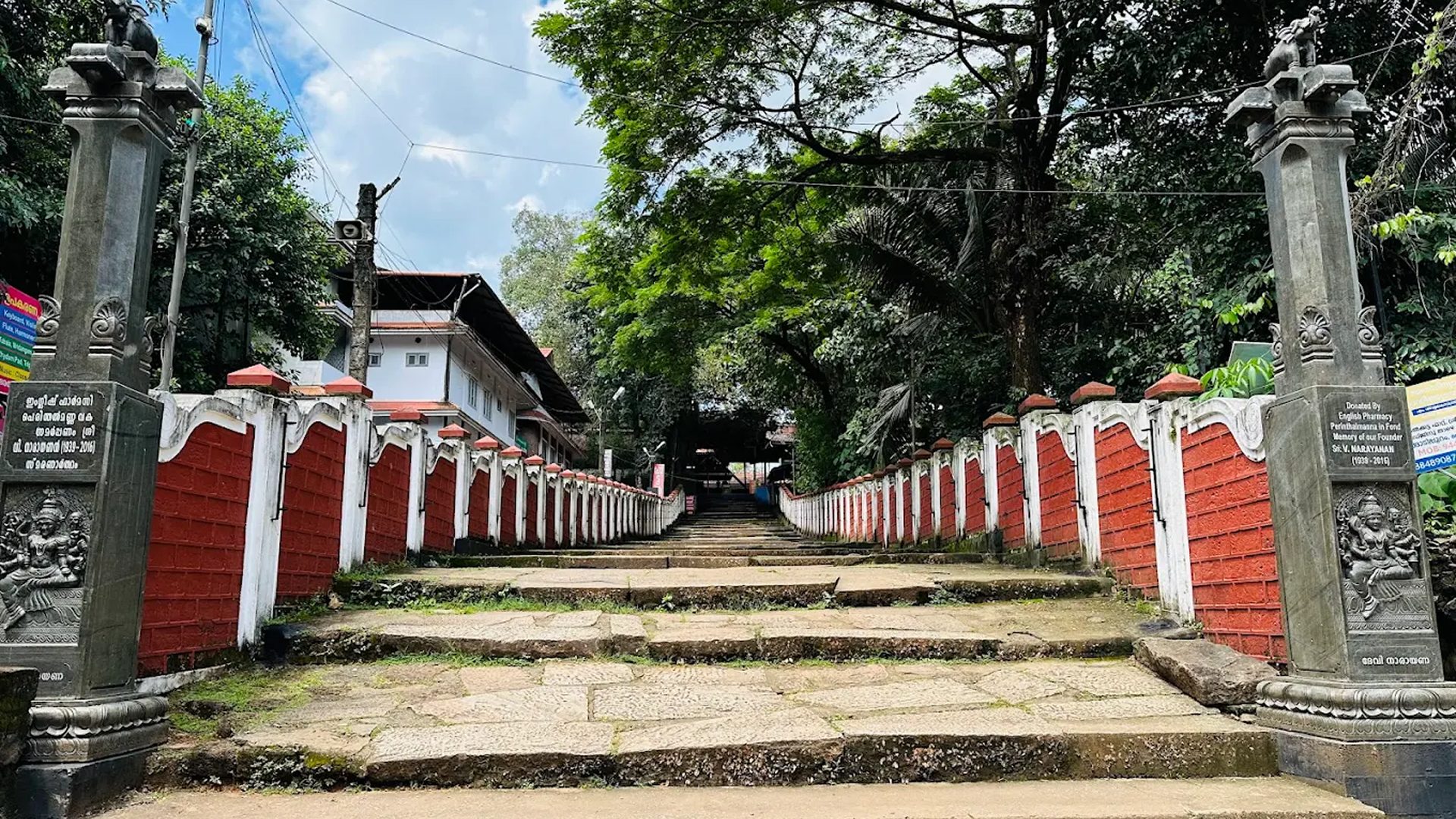 Sree Thirumandhamkunnu Bhagavathi Temple gallery 2