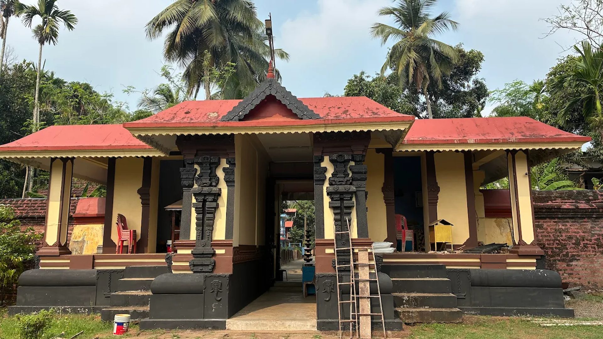Thirunavaya Sree Nava Mukunda Temple gallery 2