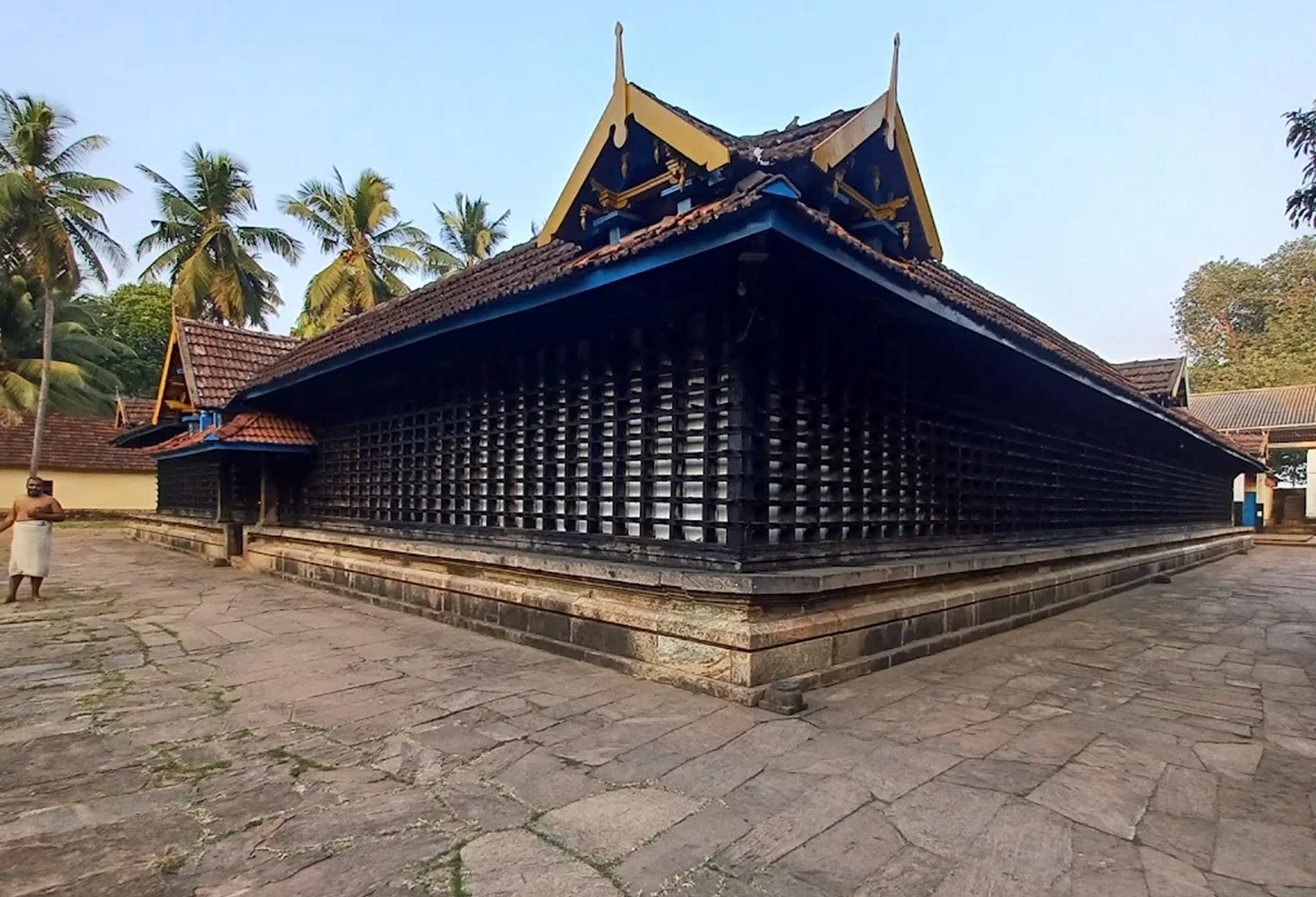 Thirunavaya Sree Nava Mukunda Temple gallery 6